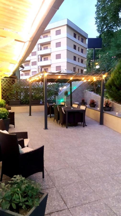 Il Roseto Bed & Breakfast Frosinone Dış mekan fotoğraf