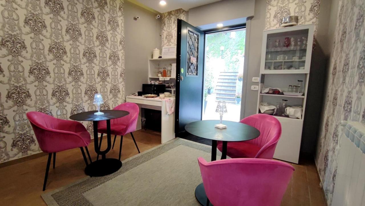 Il Roseto Bed & Breakfast Frosinone Dış mekan fotoğraf